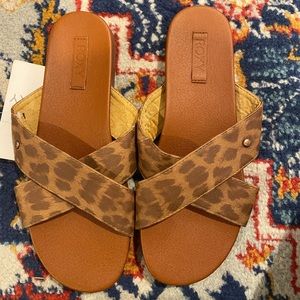 Brand New Roxy Sandals